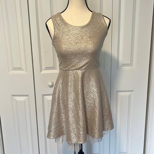 Champagne Fit and Flare mini party dress womans 00 in excellent condition